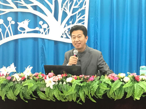 李显峰